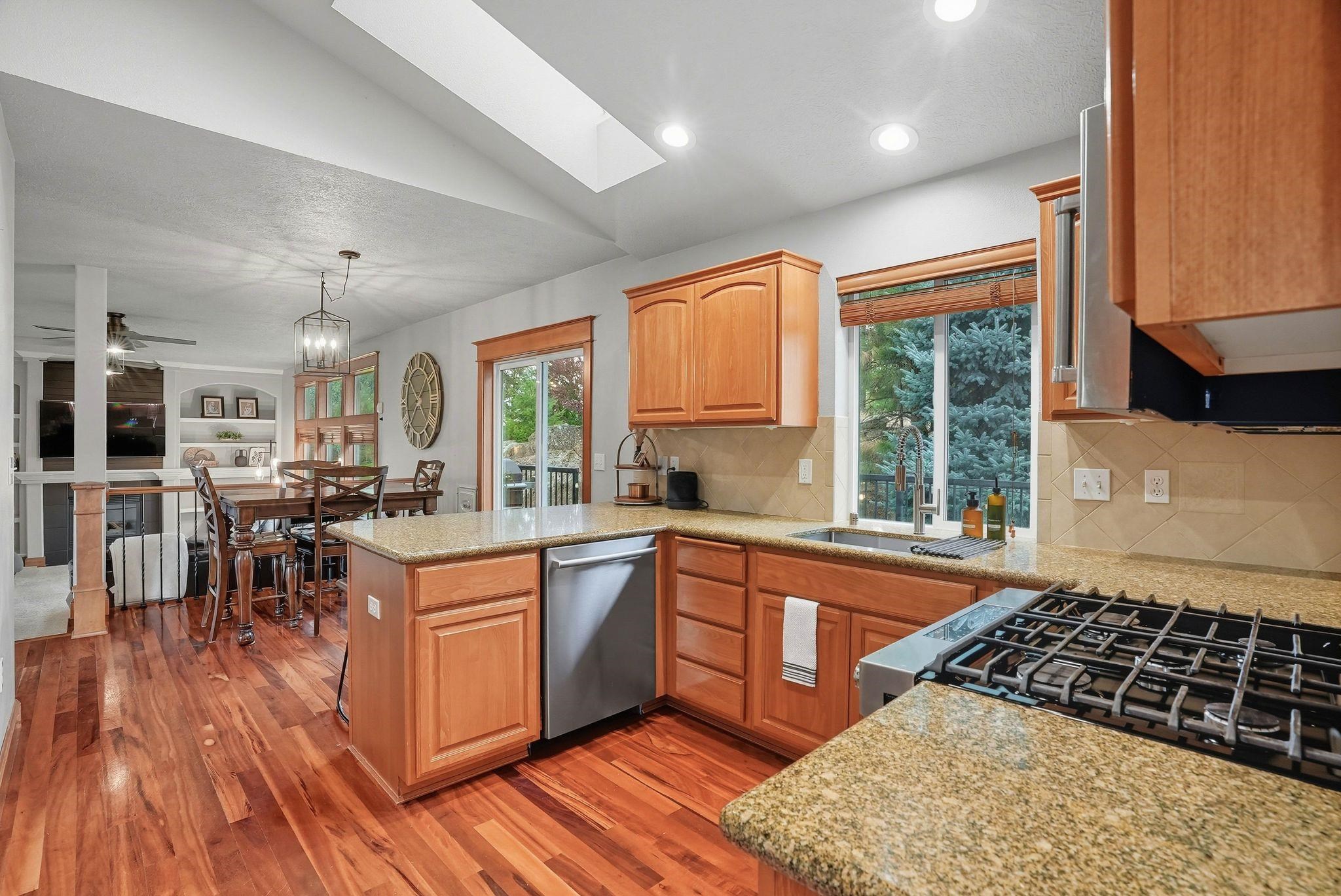 821 East Westcrest Road Colbert, WA 99005 - Photo 4 of 39