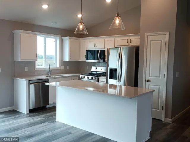 $379,900 | 1105 Otto Drive North, Delano, MN 55328