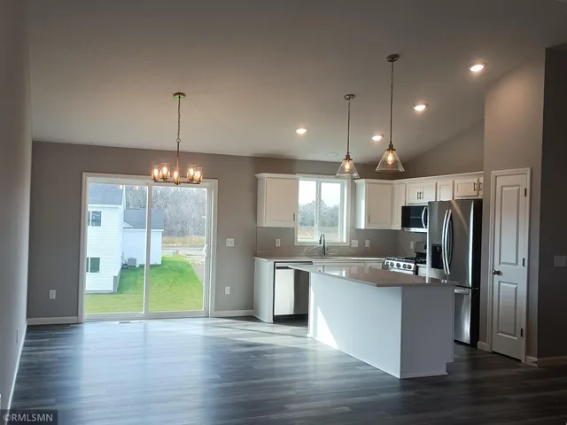 $379,900 | 1105 Otto Drive North, Delano, MN 55328