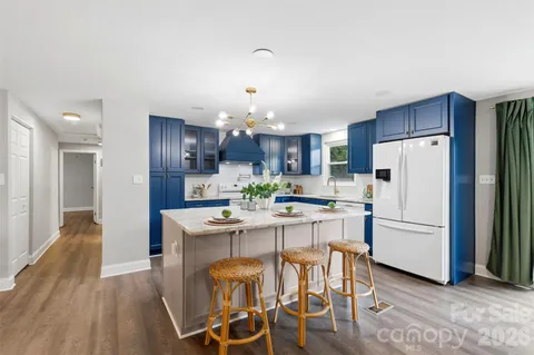 $600,000 | 716 Regency Drive, Charlotte, NC 28211