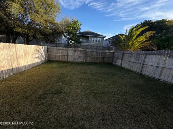 $3,500 | 838 5th Avenue South, Jacksonville Beach, FL 32250