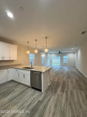 $3,500 | 838 5th Avenue South, Jacksonville Beach, FL 32250