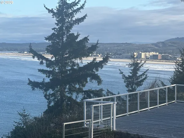 $849,999 | 3912 Sunset Boulevard, Unit A202, Seaside, OR 97138