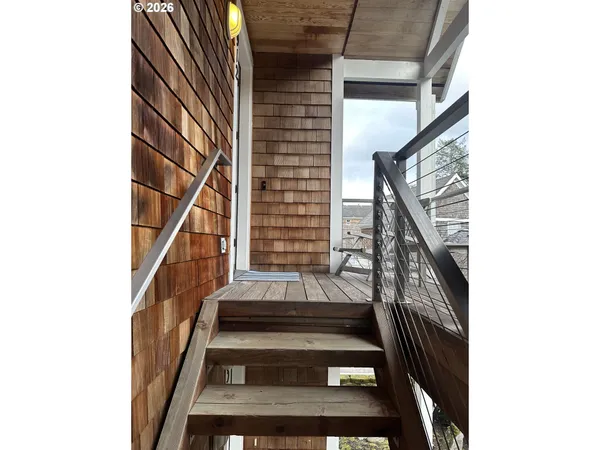 $849,999 | 3912 Sunset Boulevard, Unit A202, Seaside, OR 97138