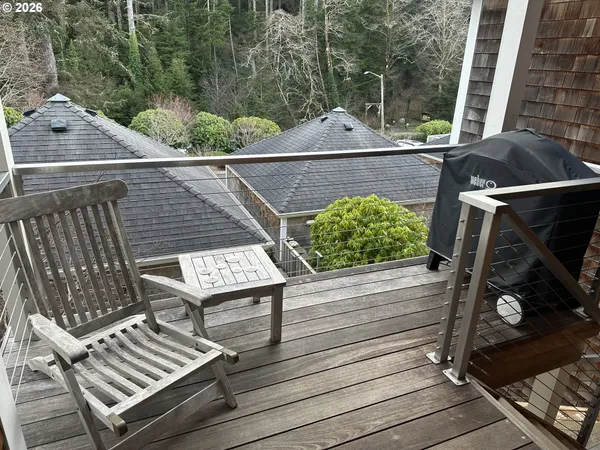 $849,999 | 3912 Sunset Boulevard, Unit A202, Seaside, OR 97138