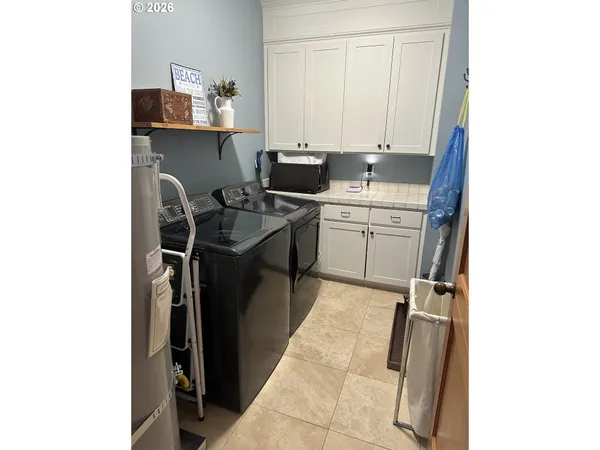 $849,999 | 3912 Sunset Boulevard, Unit A202, Seaside, OR 97138