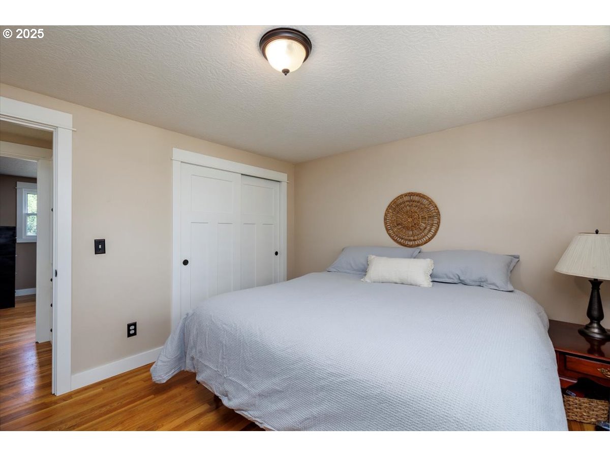 1375 Northwest Murray Road Portland, OR 97229 - Photo 17 of 45 Gallery Image 17