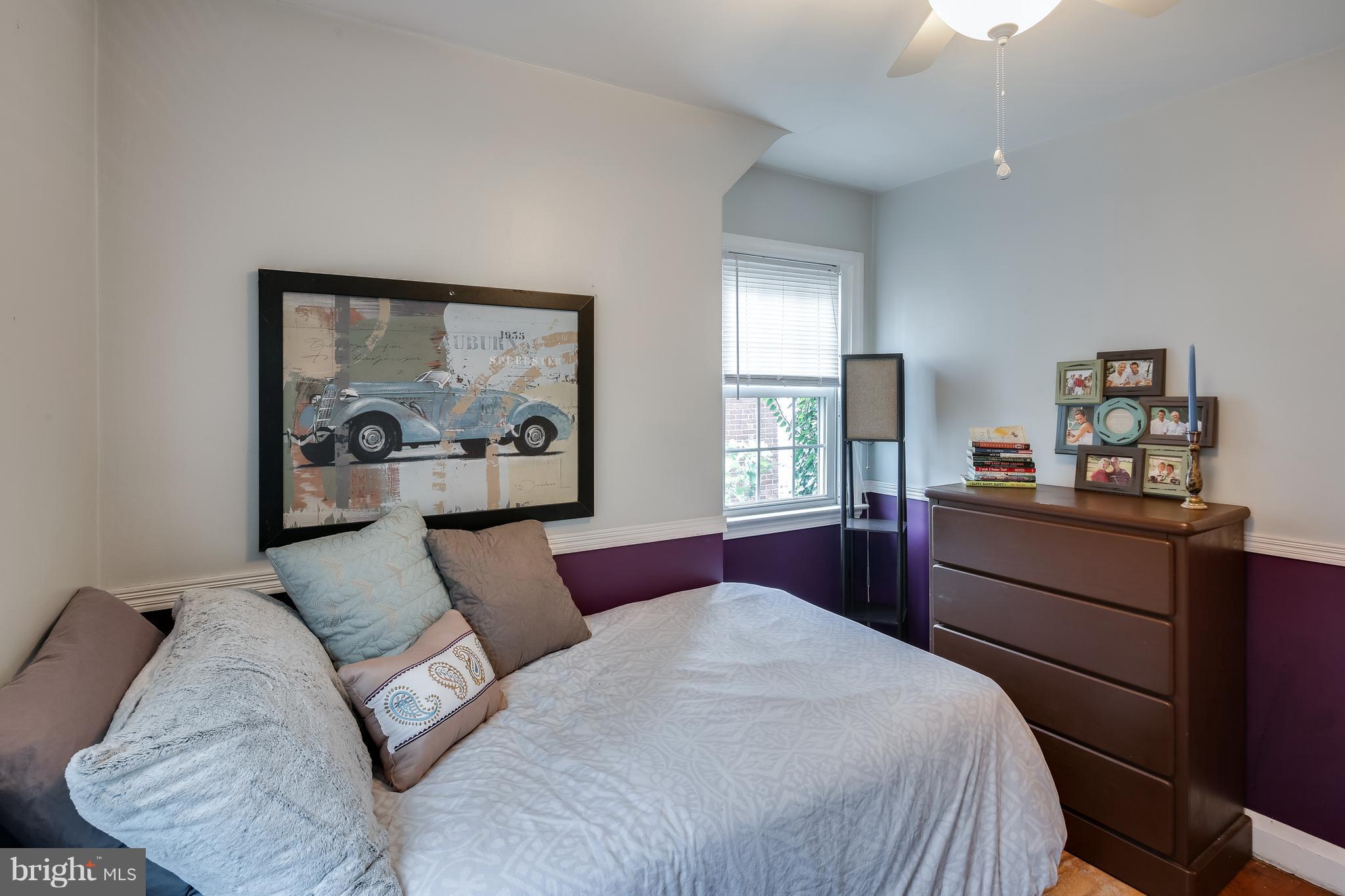 14 Tanglewood Road Baltimore, MD 21228 - Photo 19 of 26 Bedroom #3 with hardwood floors!