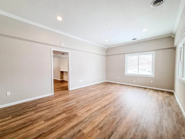 $309,900 | 286 East Whitley Street, Churubusco, IN 46723