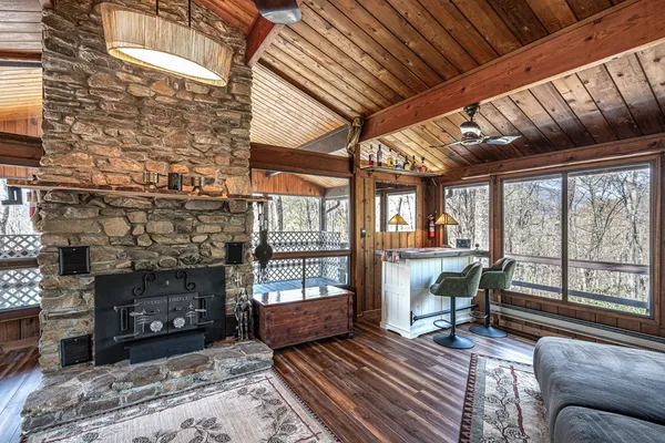 $225,000 | 439 Granny Squirrel Drive, Andrews, NC 28901