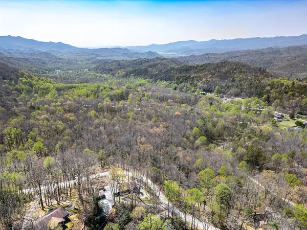 $225,000 | 439 Granny Squirrel Drive, Andrews, NC 28901