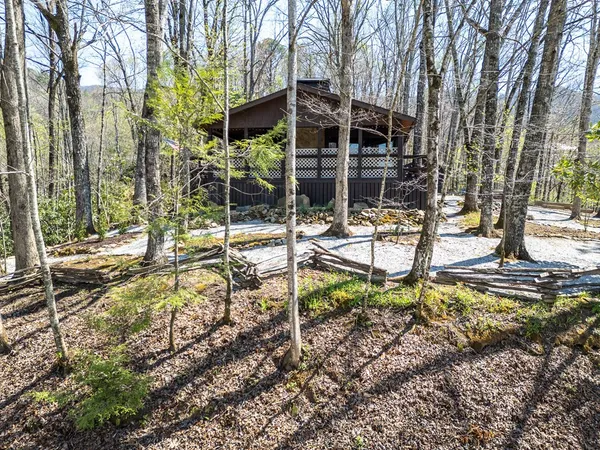 $225,000 | 439 Granny Squirrel Drive, Andrews, NC 28901