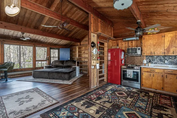 $225,000 | 439 Granny Squirrel Drive, Andrews, NC 28901