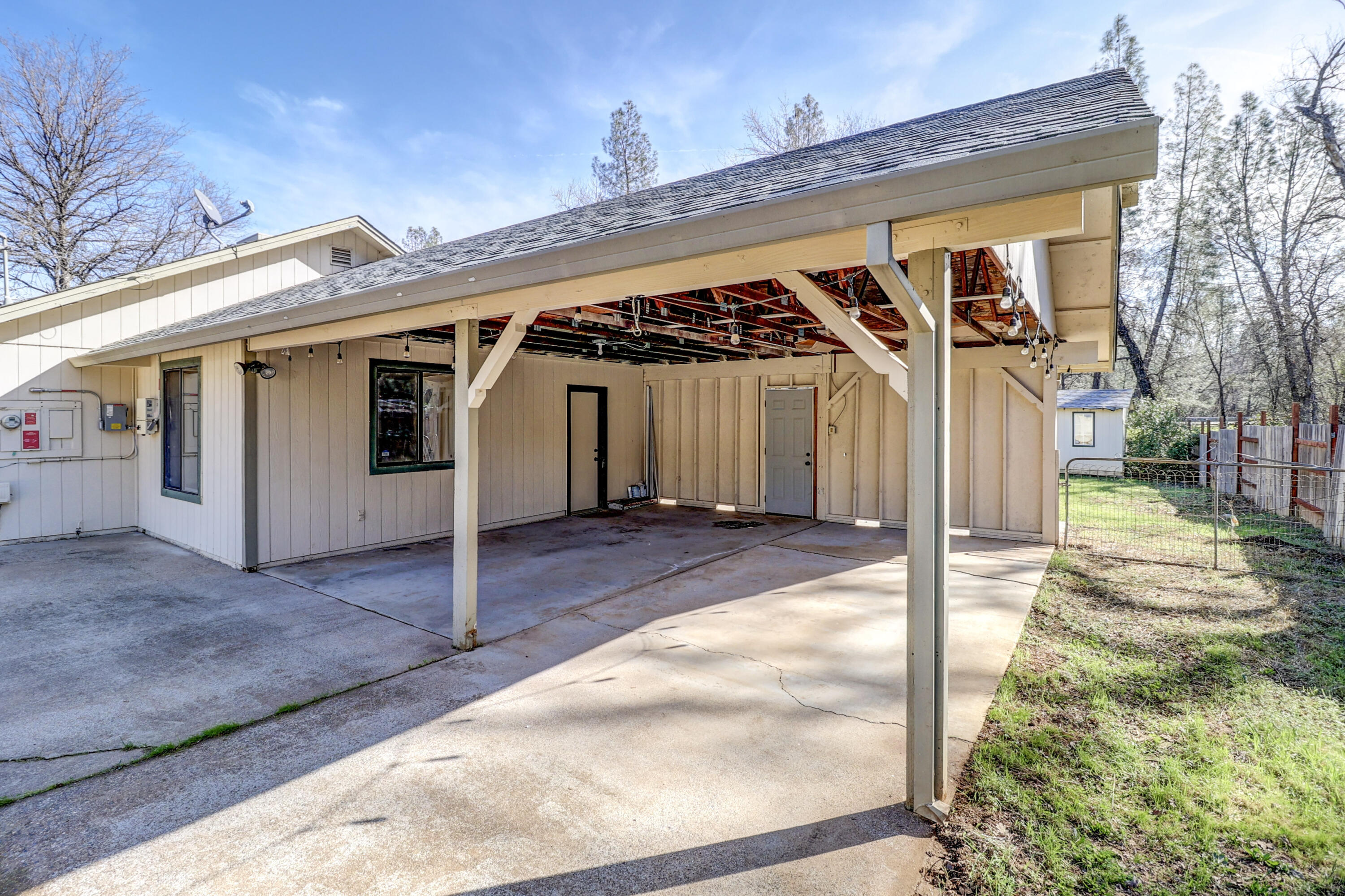 57 Cooper Drive Redding, CA 96001 - Photo 4 of 31 6-IMG_8099_100_101_102_103