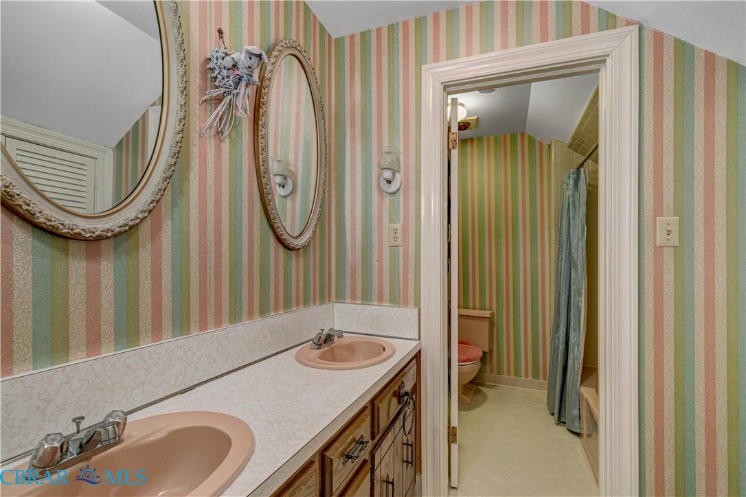 8138 Glass Road Hayes, VA 23072 - Photo 28 of 48