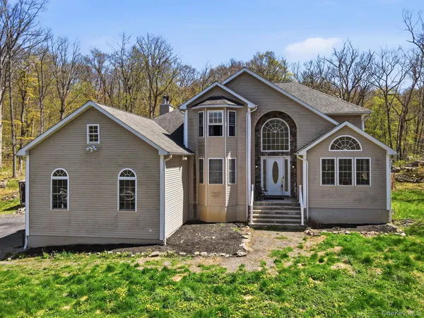 $995,000 | 155 Alexander Road, Monroe, NY 10950