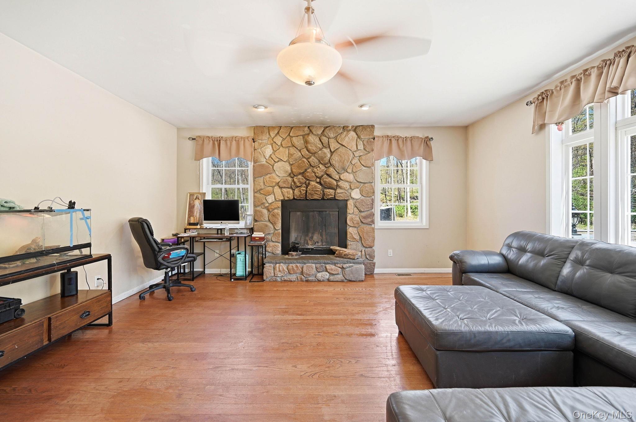 155 Alexander Road Monroe, NY 10950 - Photo 11 of 39