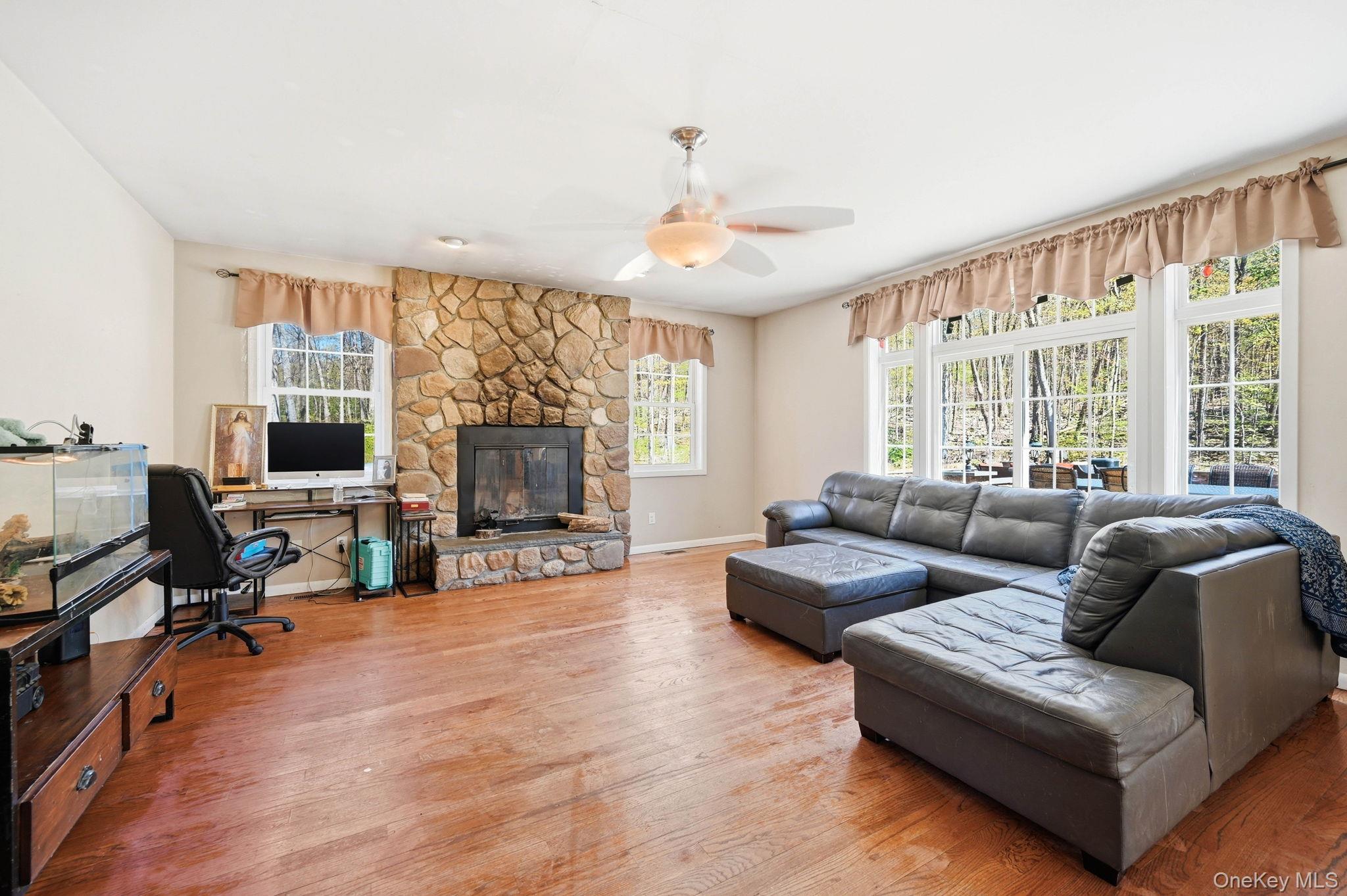 155 Alexander Road Monroe, NY 10950 - Photo 24 of 39