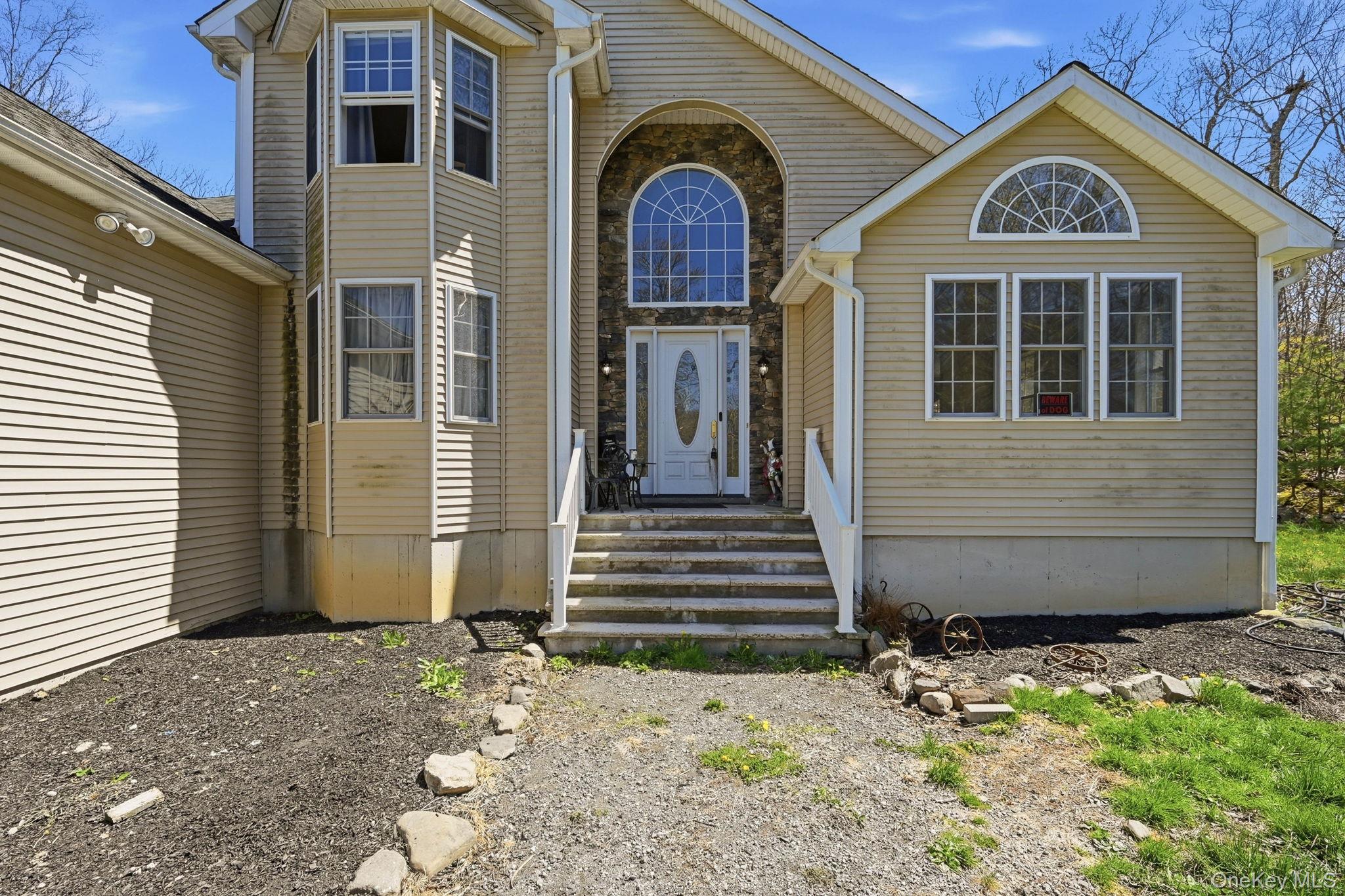 155 Alexander Road Monroe, NY 10950 - Photo 3 of 39