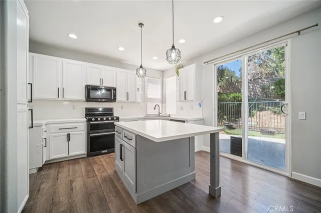 $755,000 | 27740 Elkwood Lane, Castaic, CA 91384