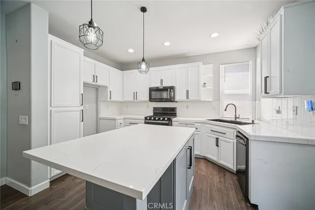 $755,000 | 27740 Elkwood Lane, Castaic, CA 91384