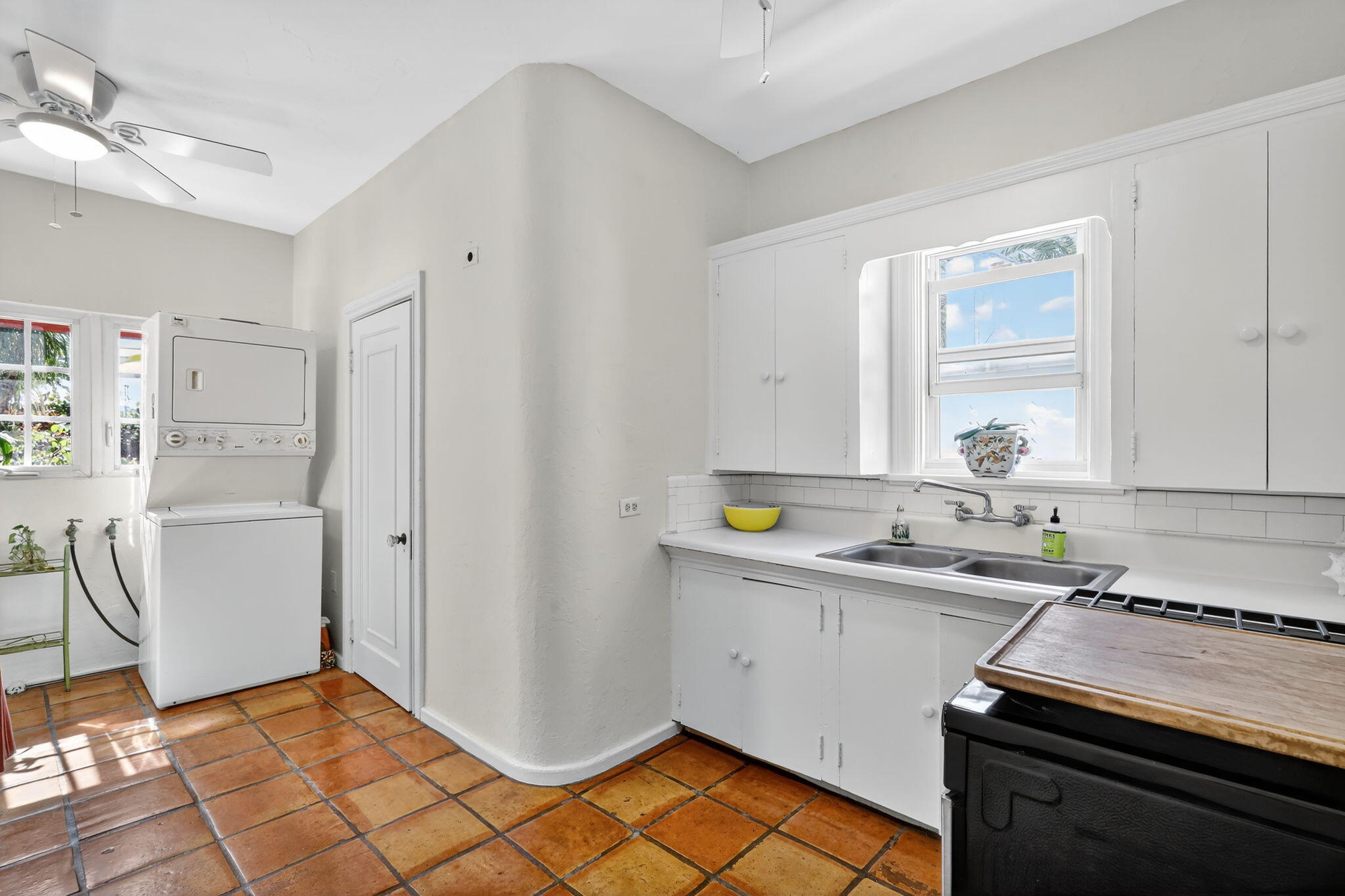 728 Avon Road West Palm Beach, FL 33401 - Photo 16 of 53 14-web-or-mls-_82A5932