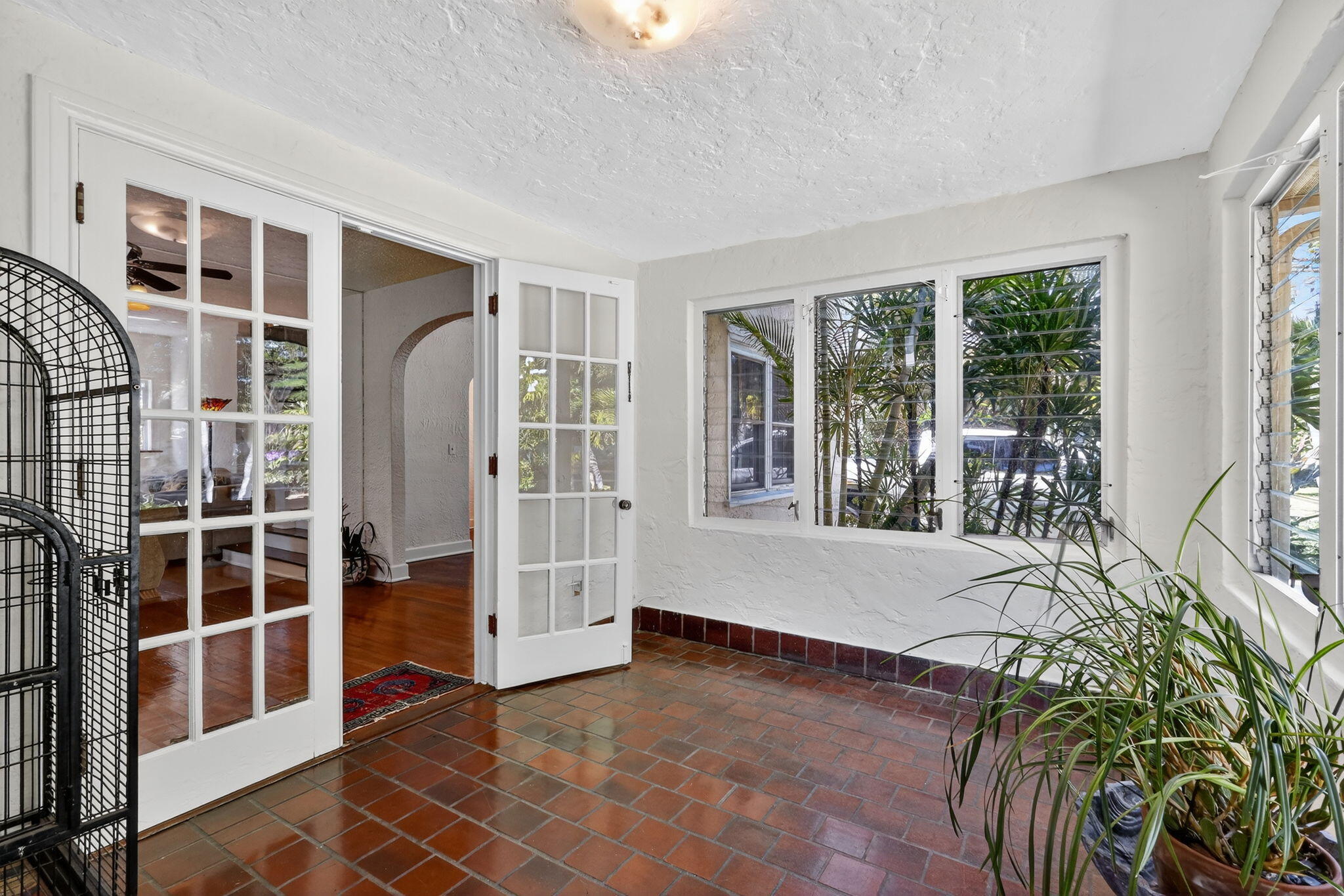 728 Avon Road West Palm Beach, FL 33401 - Photo 6 of 53 4-web-or-mls-_82A5874