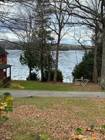 $575,000 | 104 North Winnimere Road, Greensboro, VT 05841