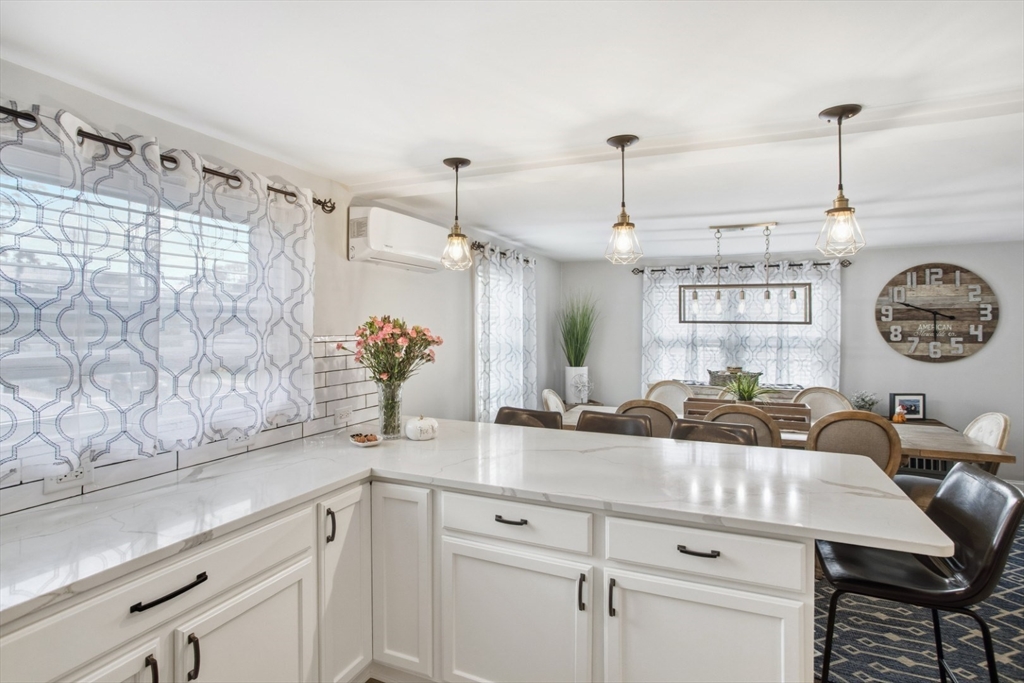 176 Marlborough Road Salem, MA 01970 - Photo 11 of 40