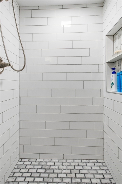 176 Marlborough Road Salem, MA 01970 - Photo 29 of 40