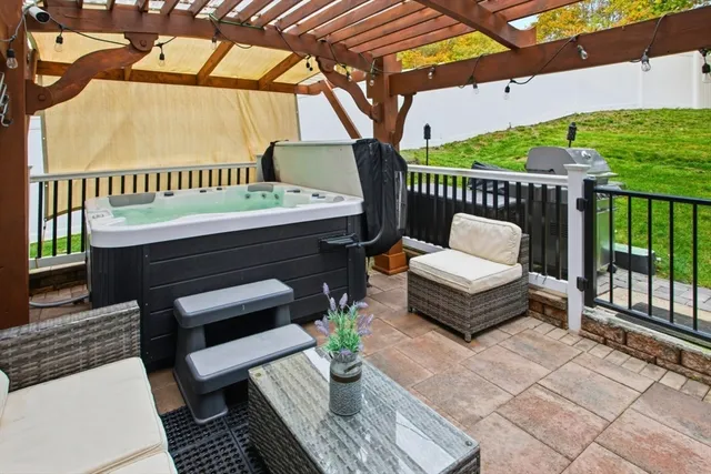 $799,000 | 176 Marlborough Road, Salem, MA 01970