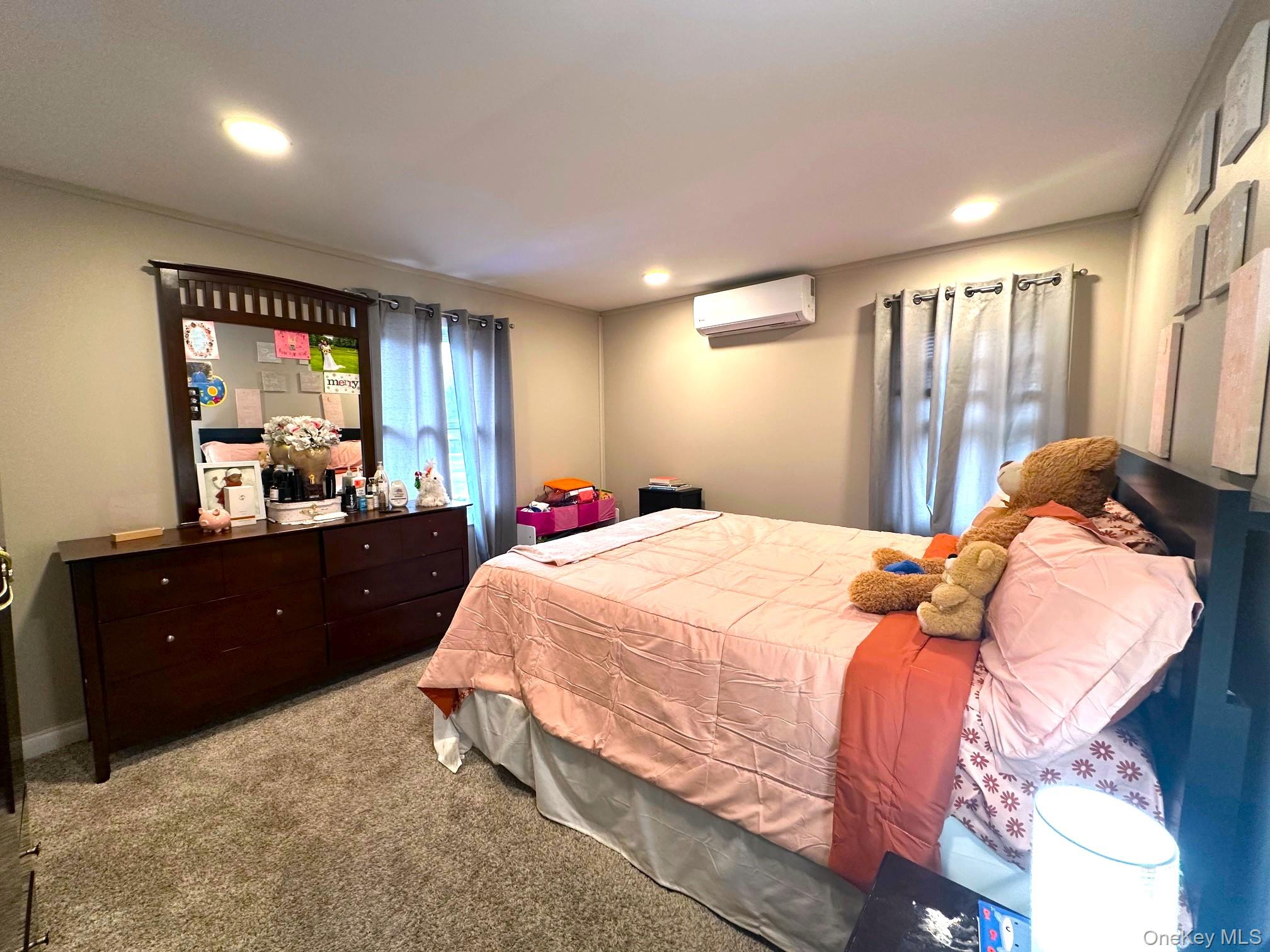 88 West Pine Road Staatsburg, NY 12580 - Photo 12 of 28 Warm and inviting bedroom