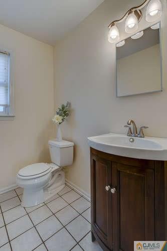 71 Deerfield Road East Brunswick, NJ 08816 - Photo 12 of 20 Gallery Image 12