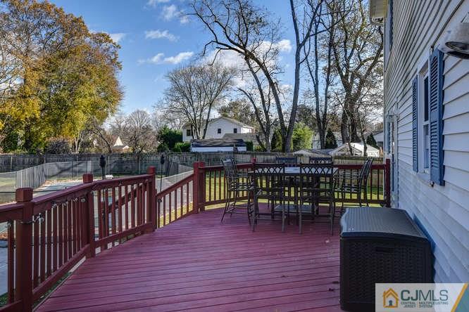 71 Deerfield Road East Brunswick, NJ 08816 - Photo 19 of 20 Gallery Image 19