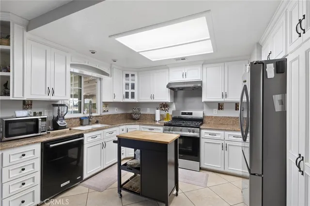 $699,999 | 20070 Winton Street, Corona, CA 92881