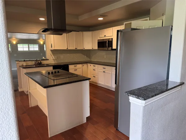 $2,199 | 300 West Covington Drive, Austin, TX 78753