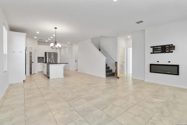 $345,000 | 11414 Amberina, San Antonio, TX 78245