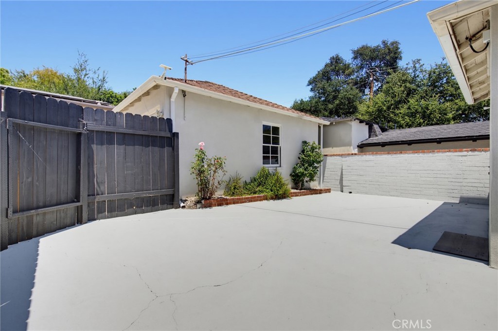 2235 Garfias Drive Pasadena, CA 91104 - Photo 17 of 33