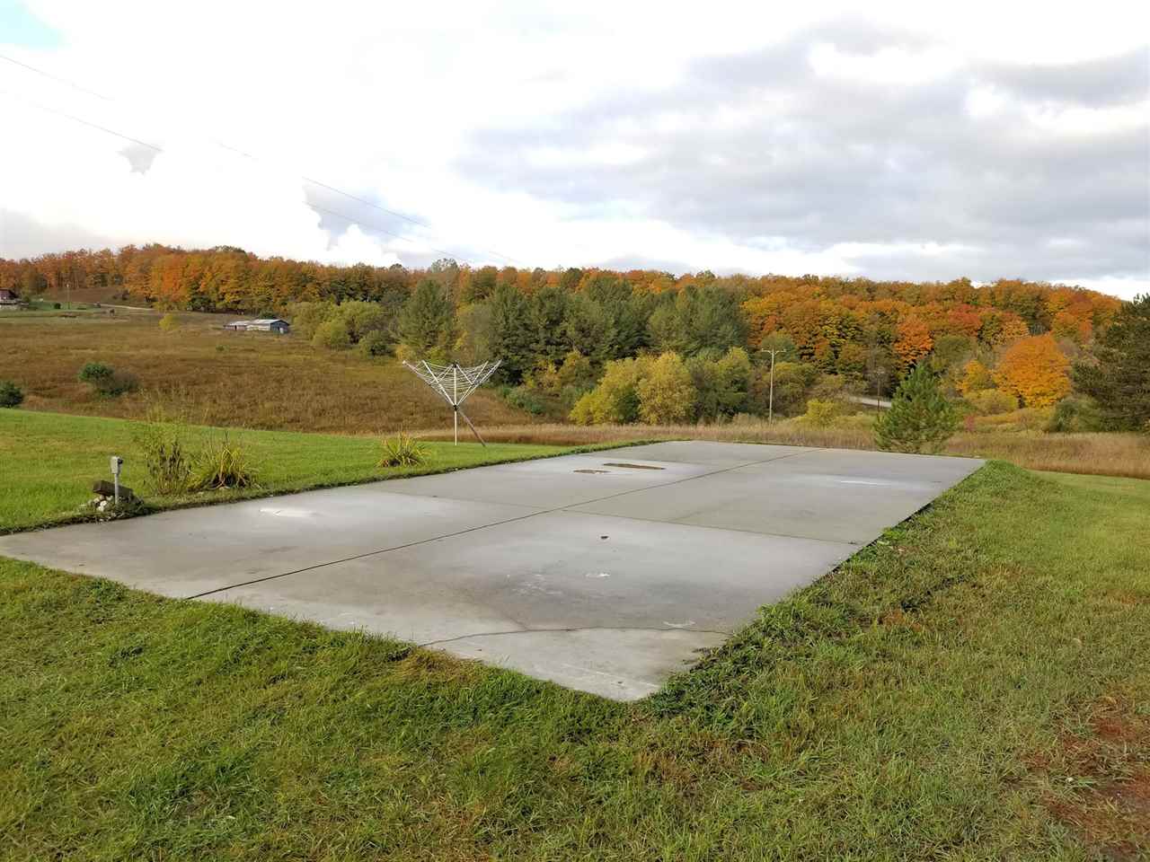 126 East 26 Road Boon, MI 49618 - Photo 17 of 20 1874074-16.JPG