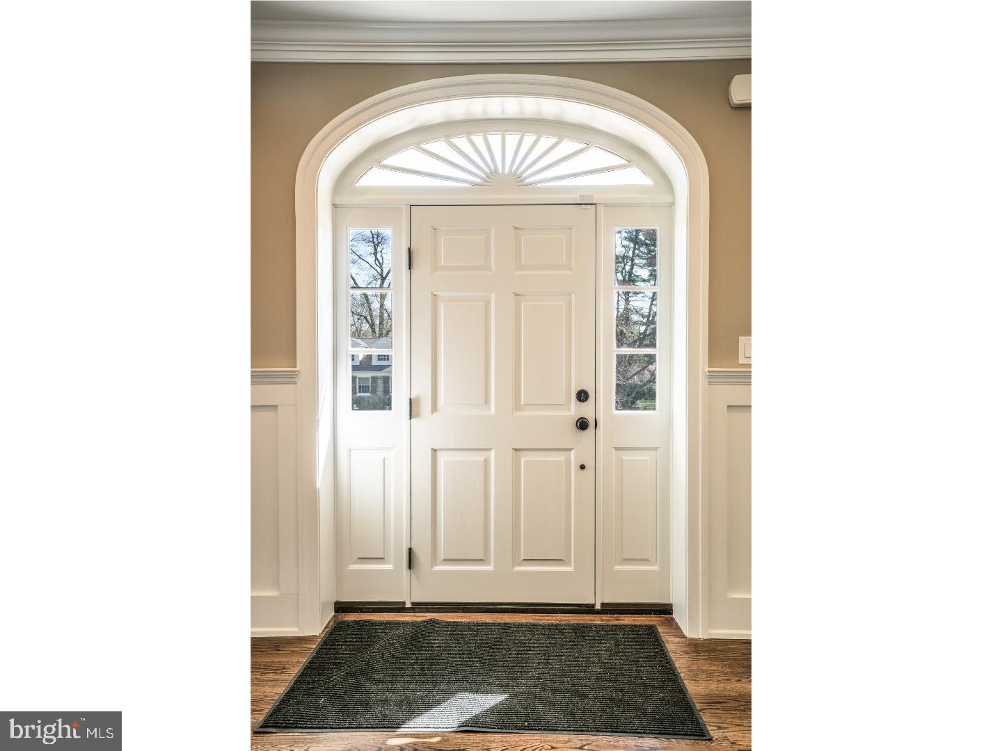 242 Hemlock Road Wynnewood, PA 19096 - Photo 4 of 25 Foyer