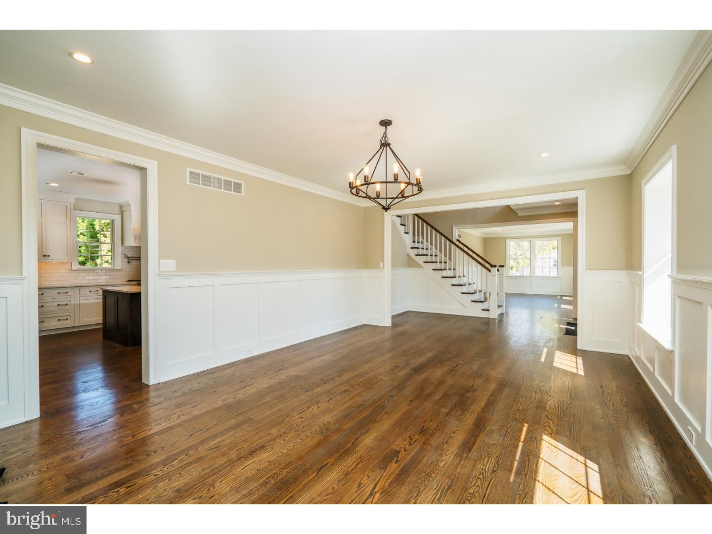 242 Hemlock Road Wynnewood, PA 19096 - Photo 7 of 25 Living Room