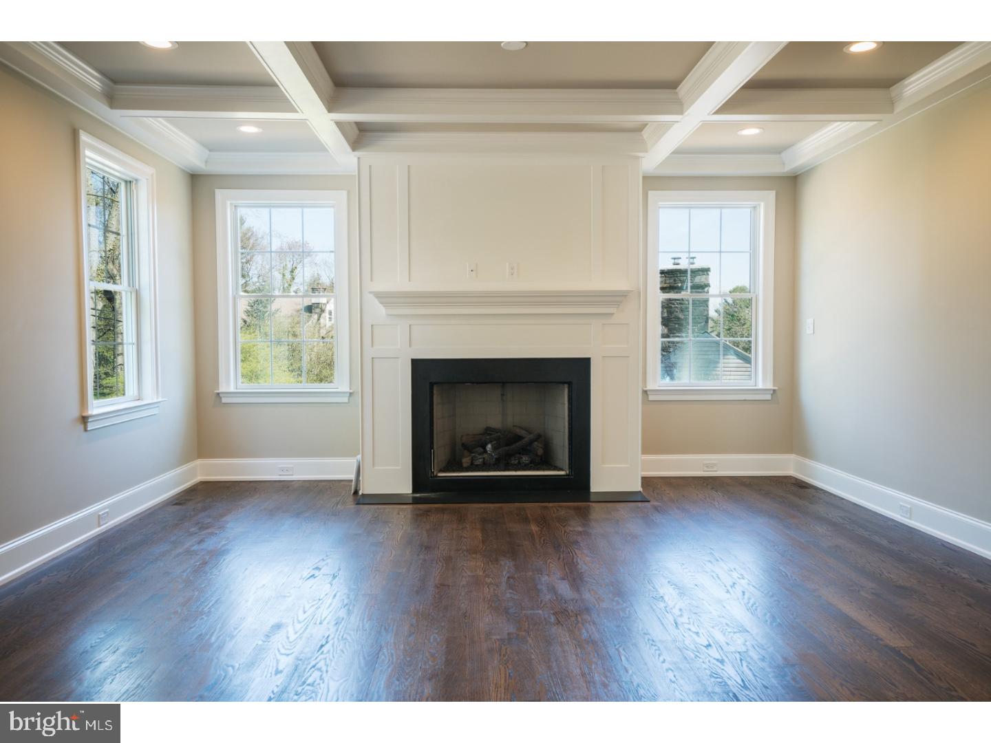 242 Hemlock Road Wynnewood, PA 19096 - Photo 9 of 25 Living Room