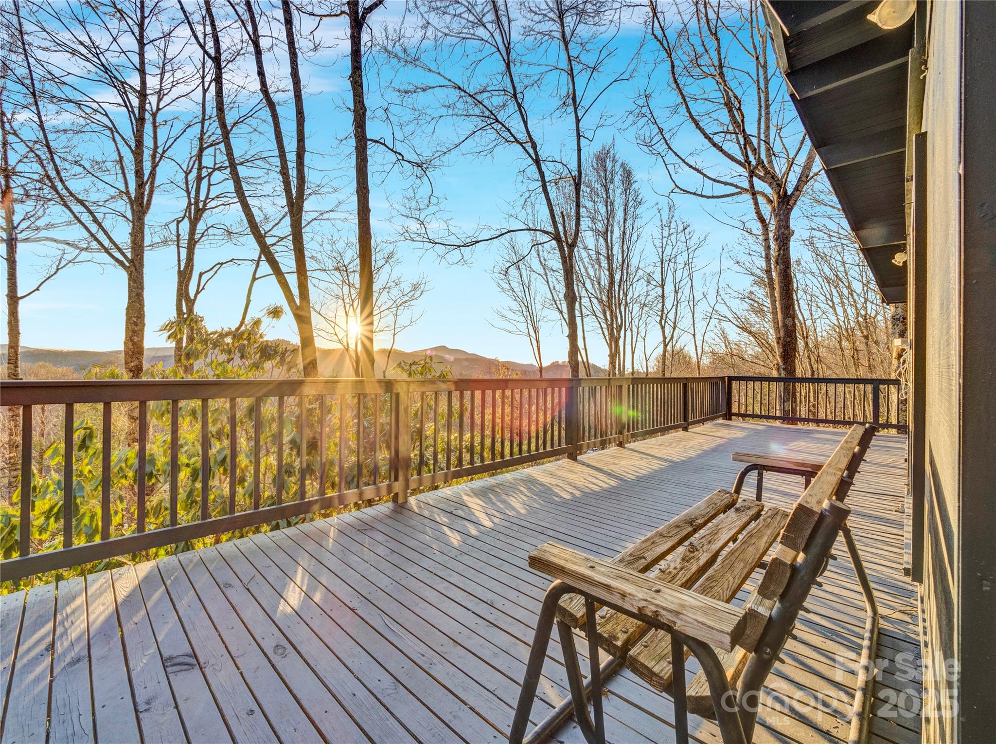 353 Rhoneys View Road Newland, NC 28657 - Photo 5 of 41 Gallery Image 5