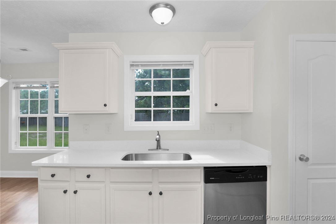 555 Mildenhill Road Hope Mills, NC 28348 - Photo 12 of 33 Gallery Image 12