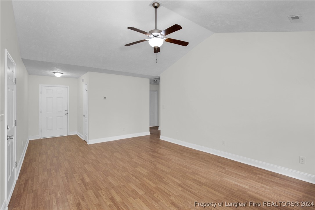 555 Mildenhill Road Hope Mills, NC 28348 - Photo 7 of 33 Gallery Image 7