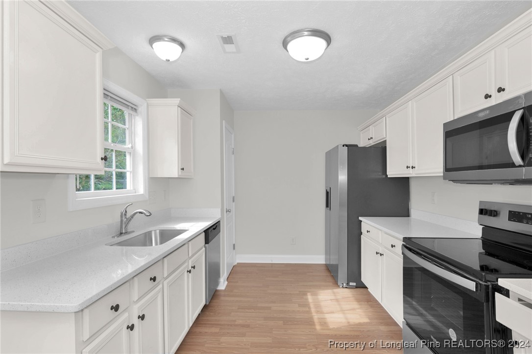 555 Mildenhill Road Hope Mills, NC 28348 - Photo 10 of 33 Gallery Image 10