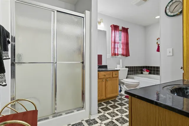 $355,000 | 7 Melrose Court, Bloomington, IL 61704