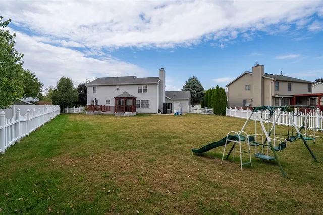 $355,000 | 7 Melrose Court, Bloomington, IL 61704