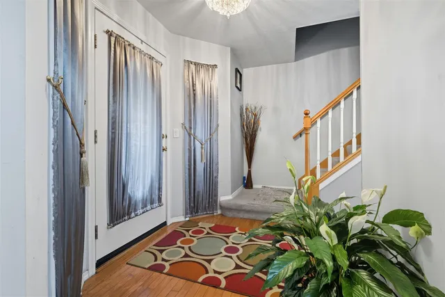 $355,000 | 7 Melrose Court, Bloomington, IL 61704