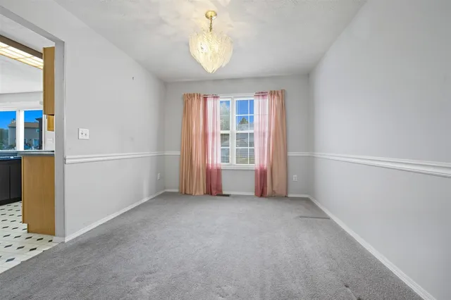 $355,000 | 7 Melrose Court, Bloomington, IL 61704